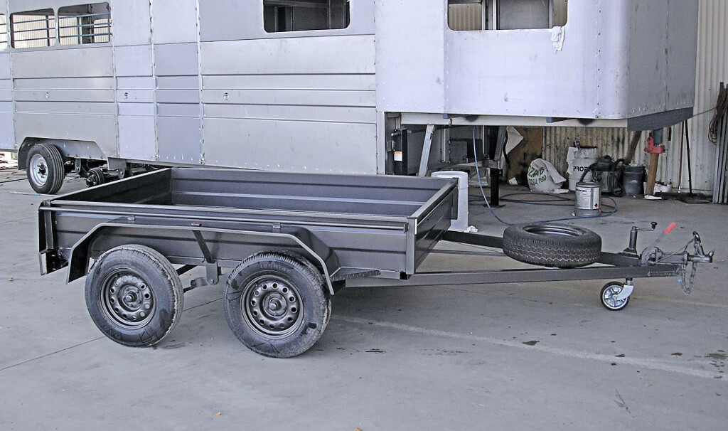 2400x1800 2t Tandem Axle