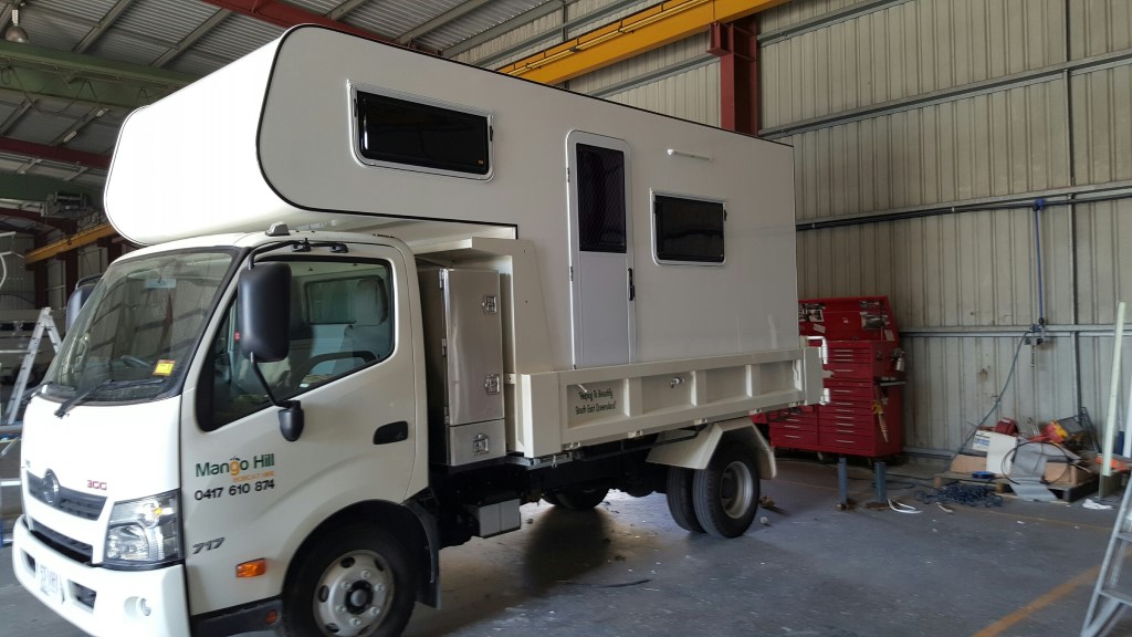 Fibreglass Mounted Camper 3